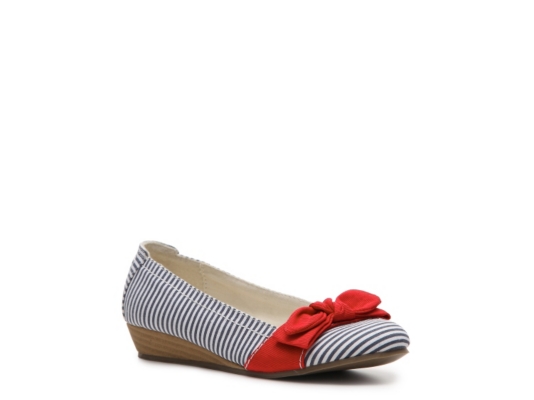 Kenneth Cole Reaction Dress to Still Girls Youth Flat