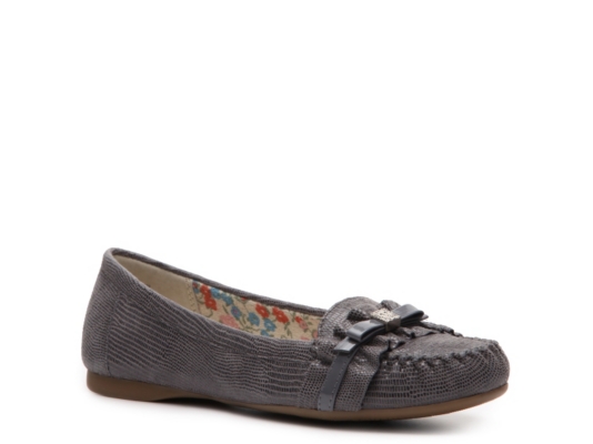 AK Anne Klein Kyte Reptile Loafer