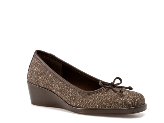Aerosoles Statement Tweed Wedge