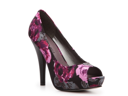 Madden Girl Oyzter Floral Pump