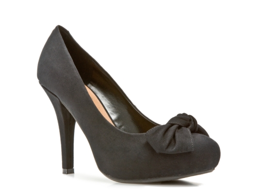 G BY GUESS Jasleen Pump