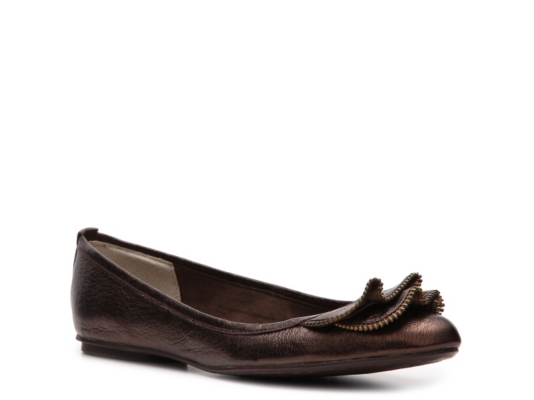 J. Renee Kasha Metallic Flat