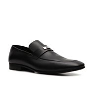 Gucci Leather Nameplate Loafer