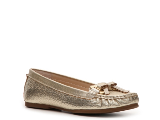 Adrienne Vittadini Trixie Metallic Flat