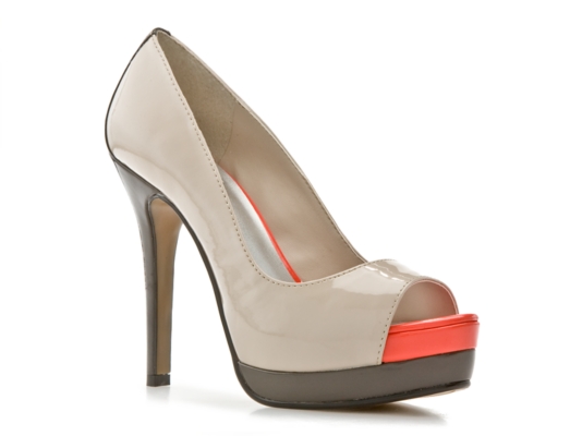 JS by Jessica Edith Color Block Pump 