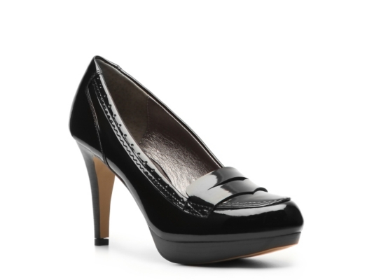Adrienne Vittadini Porter Patent Pump
