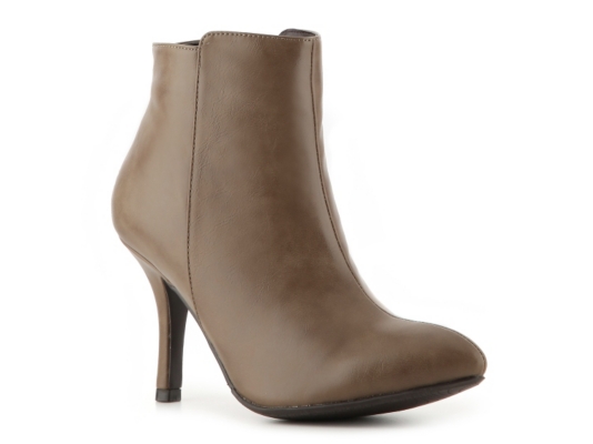 CL by Laundry Sonesta Bootie