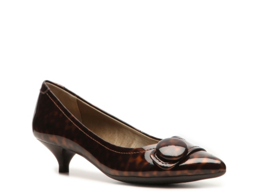 AK Anne Klein Poppin Pump