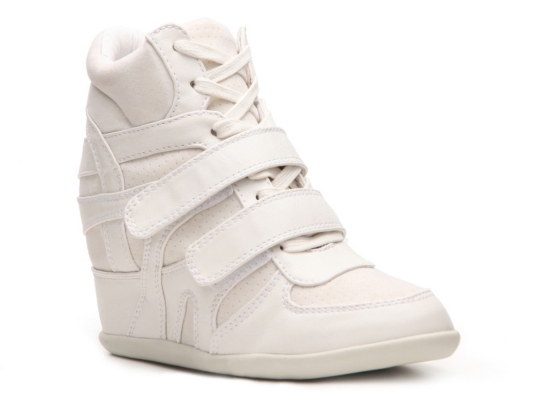 Zigi Soho Outfit Wedge Sneaker