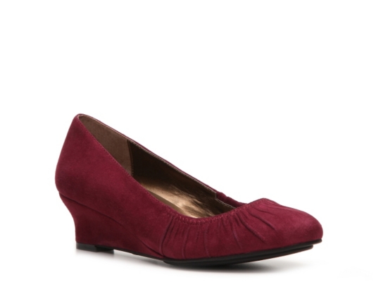 MT Leena Wedge Pump