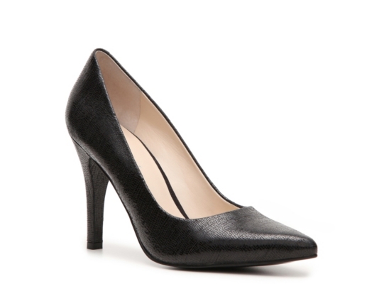 Nine West Gwendle Pebbled Leather Pump