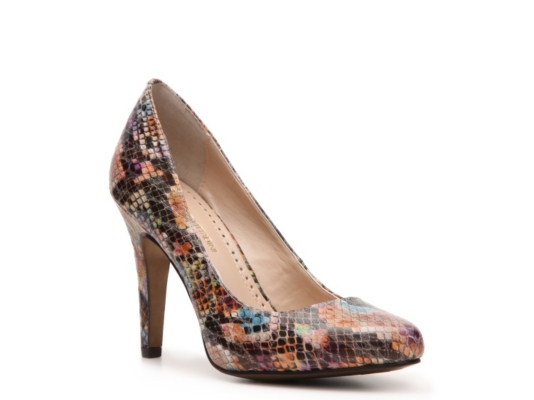 Adrienne Vittadini Monique Reptile Pump