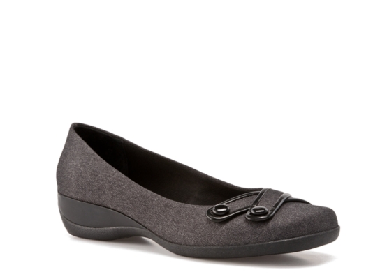 Liz Claiborne Truett Wedge