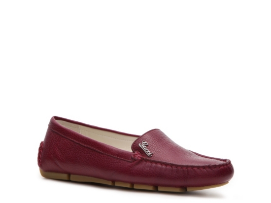 Gucci Leather Script Loafer