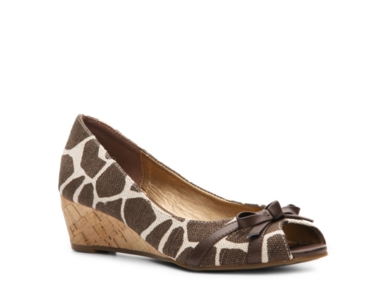 Kelly & Katie Barbara Wedge Pump