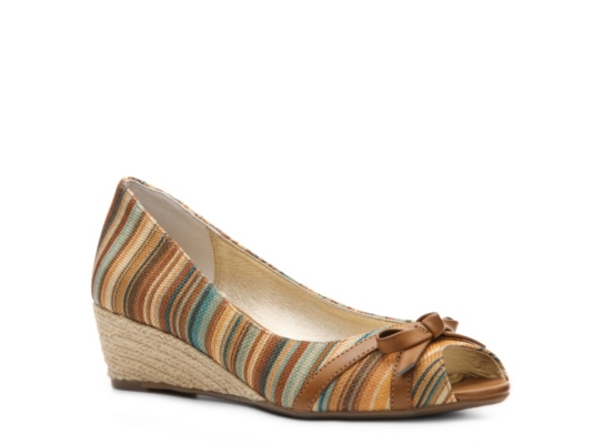 Kelly & Katie Barbara Wedge Pump