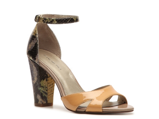 Bandolino Isbieal Sandal