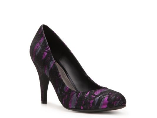 Fergalicious Utopia Lace Pump