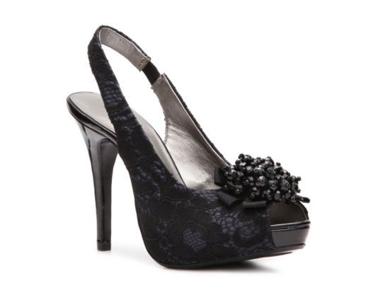 Lulu Townsend Friday Night Pump