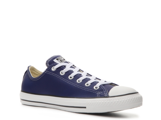 Converse Chuck Taylor All Star Leather Sneaker - Womens