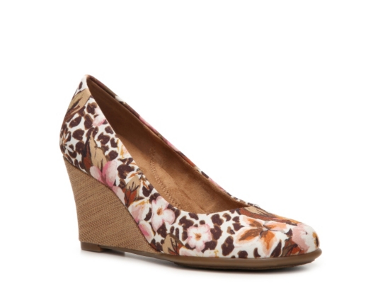 Aerosoles Plum Tree Floral Wedge Pump