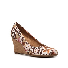 aerosoles plum tree wedge pump