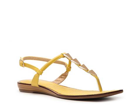 GC Shoes Lucky 4 Flat Sandal | DSW