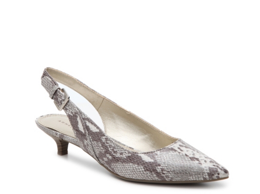 womens pumps clearance
