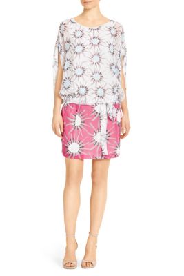 in Sunshine Medium White / Pink