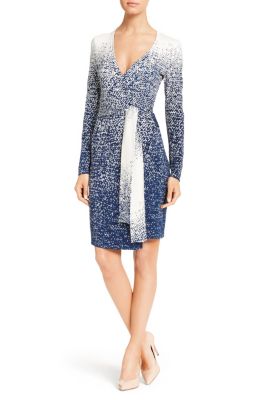 in Shaded Curtain Navy