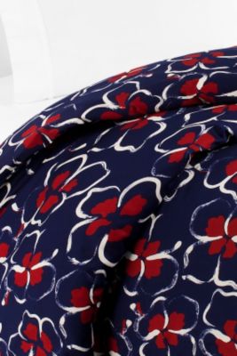 Dancing Garlands Duvet Cover
