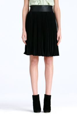 in Black/black