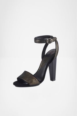 Indigo Heel