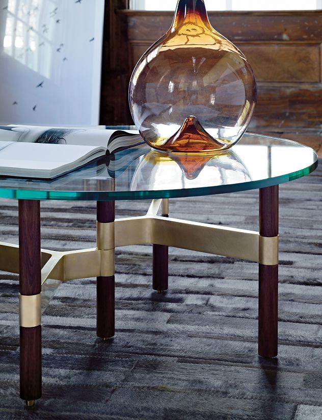 Water Drop Jug Design Within Reach