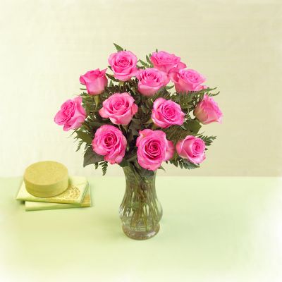 The FTD&reg; Premium Pink Rose Bouquet