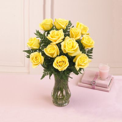 The FTD� Premium Long Stemmed Yellow Rose Bouquet