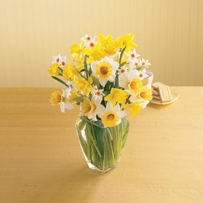 The FTD® Colors of Spring™ Bouquet