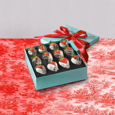 Mrs. Fields&reg; Chocolate Covered Strawberries