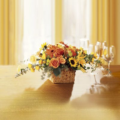 The FTD&reg; Homespun Basket