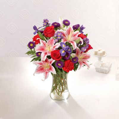 The FTD&reg; Stunning Beauty Bouquet