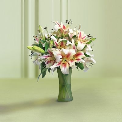 Moonbeam Serenade Lily Bouquet