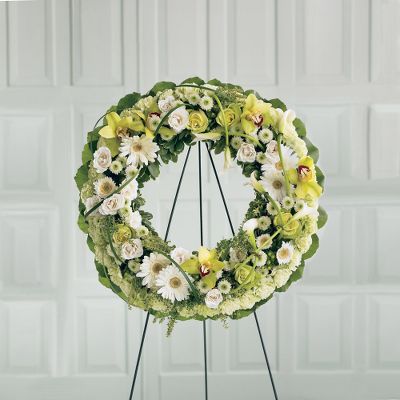 The FTD&reg; Wreath of Remembrance