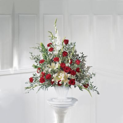 The FTD&reg; Splendid Grace Arrangement
