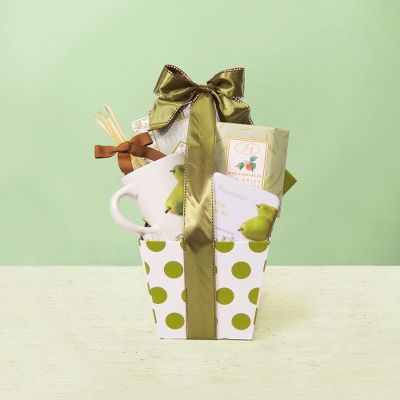 White Pear Tea Gift Basket