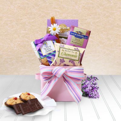 Perfectly Pink Mother's Day Treats