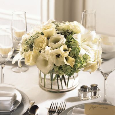 The FTD&reg; White Linen? Centerpiece