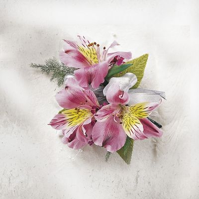 The FTD&reg; Cherish Corsage