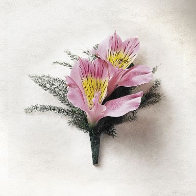 The FTD&reg; Cherish Boutonniere