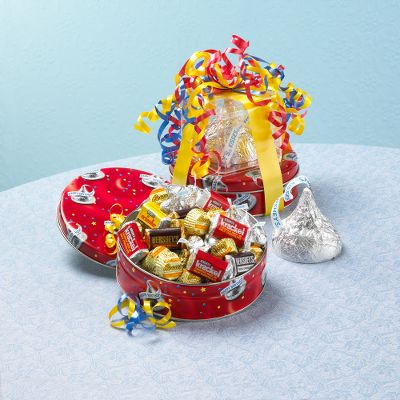 HERSHEY'S&reg; Birthday KISS Tower