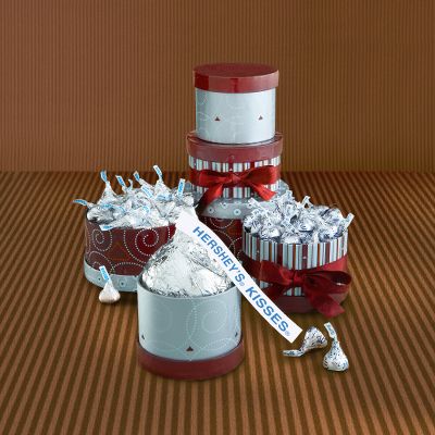 HERSHEY'S&reg; Tower of Kisses